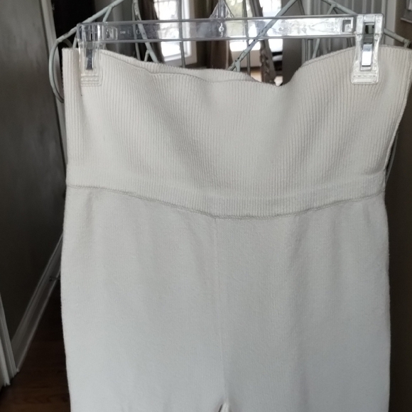 Aerie Cream Pants with Black Pattern - Picture 8 of 15